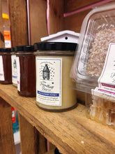 Load image into Gallery viewer, Soft Set Honey- The Travelling Bee Company

